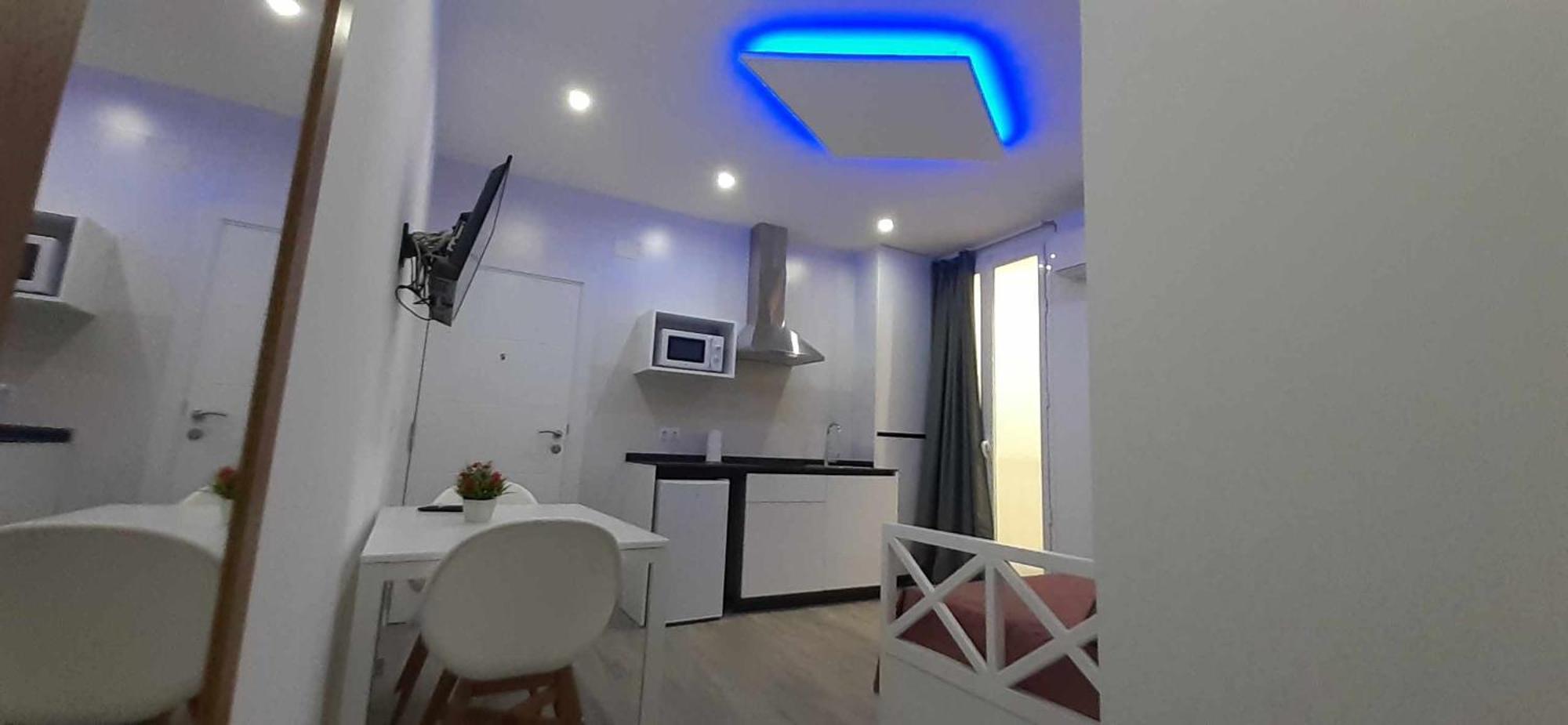 Comodo Apartamento Mayor Y Sol マドリード エクステリア 写真